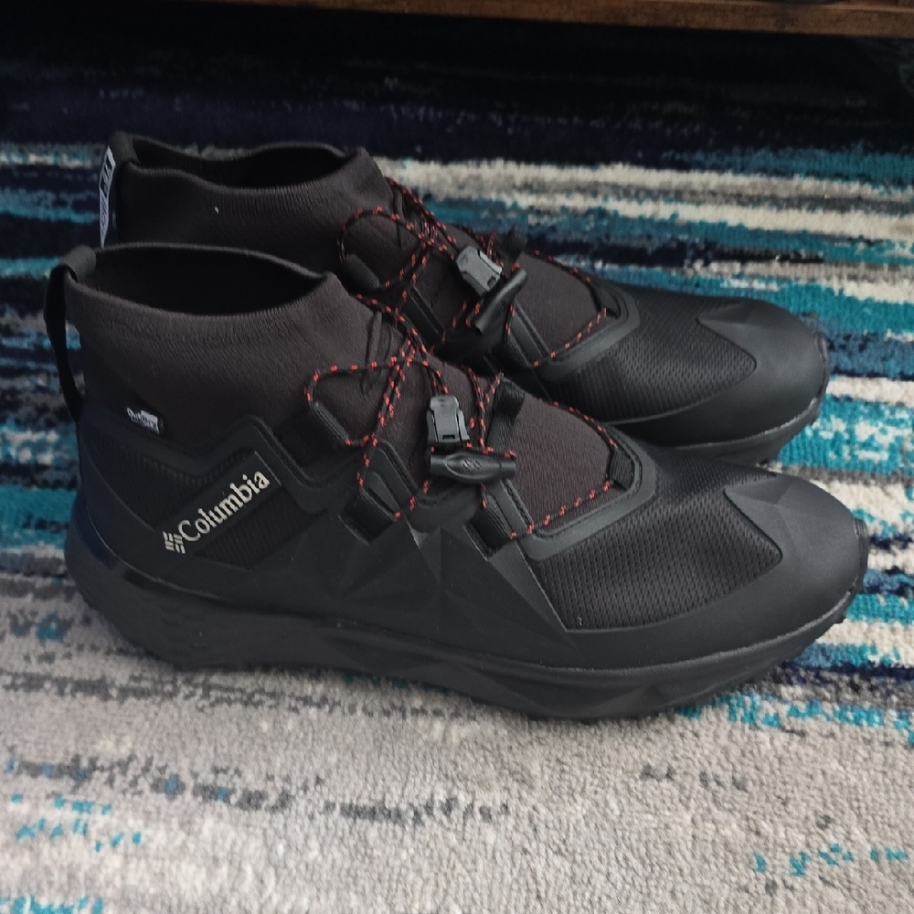 Columbia Black and Red Outdoor Sneakers